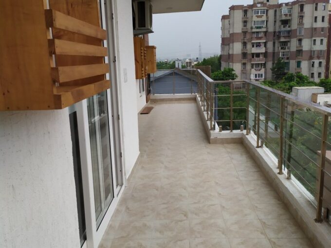 Brand New Builder Floor in Ardee City Sector-52 Gurgaon, HUDA City Centre Floor, Residential